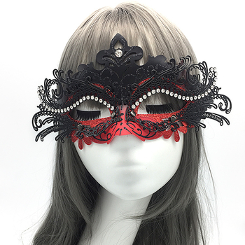 Kaukė maskeradui iš metalo ir plastiko, mielo stiliaus, DIY rekvizitas