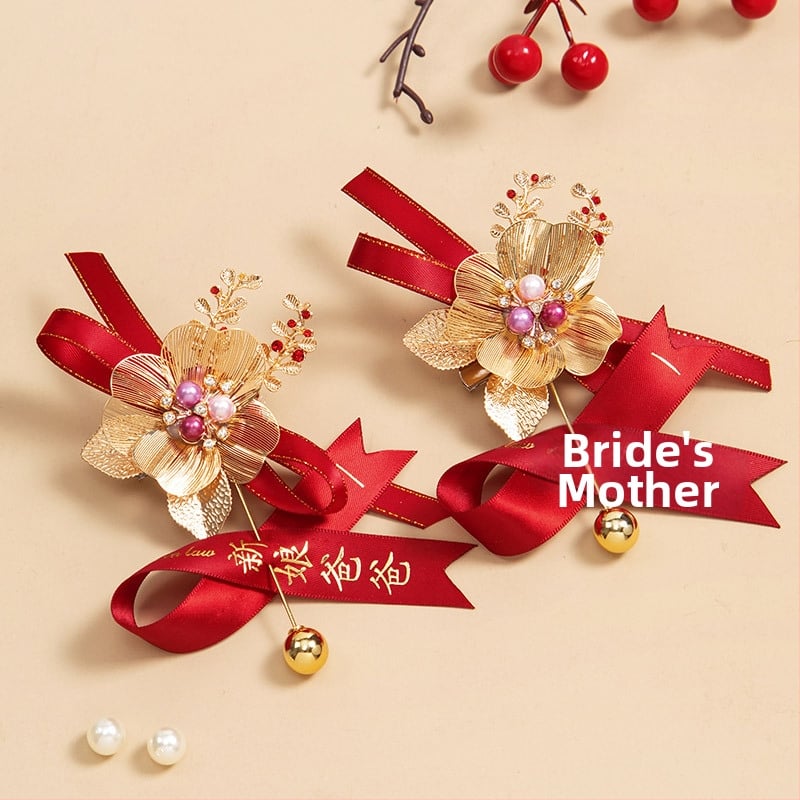 Kāzu corsage komplekts ar zīda ziediem, roku darītas brošes līgavai, līgavim un vecākiem