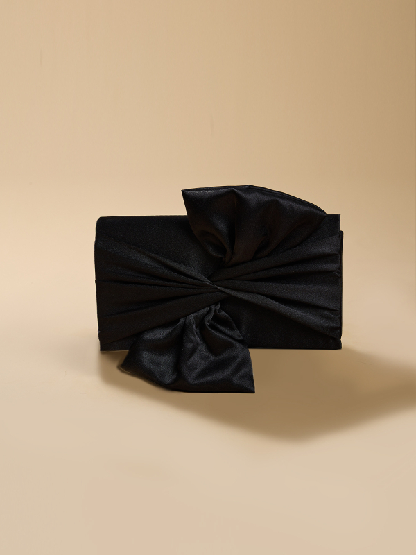 New Garley vakara somiņa, horizontāla kvadrāta forma, vāciņa atvērums, soma ar vāku, poliestera oderējums