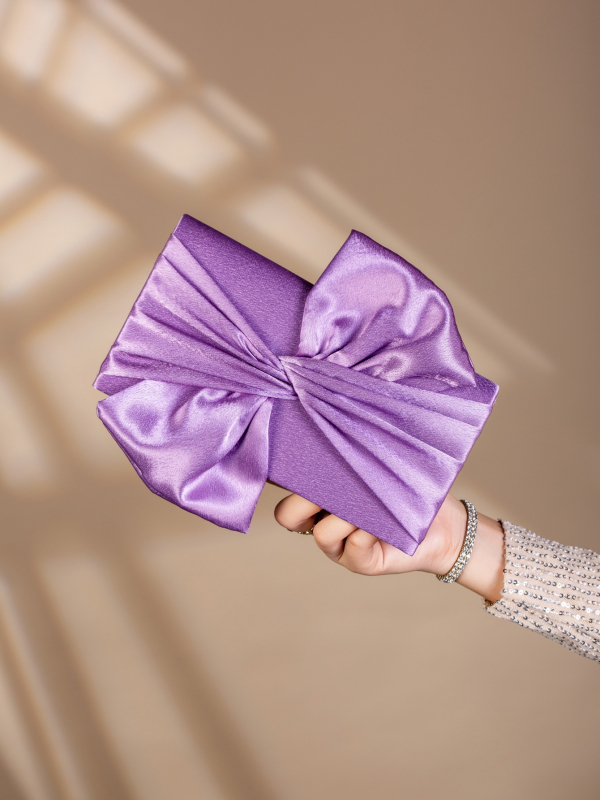 New Garley vakara somiņa, horizontāla kvadrāta forma, vāciņa atvērums, soma ar vāku, poliestera oderējums