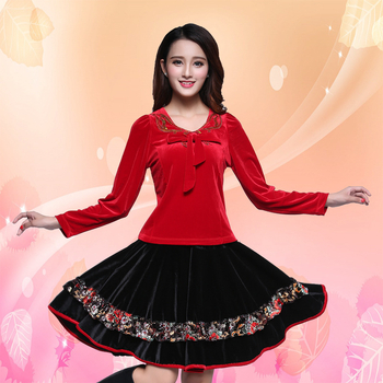 Kvadrāta dejas trīsdaļīgs komplekts, garas piedurknes, zelta samts, 95% lina, ziemas, pavasara un rudens sezonām