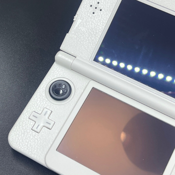 Permatomas korpuso apsauginis lipdukas 2DS/3DS, odos ir lychee tekstūra, storis 0.2 mm