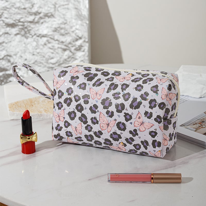 Дамска козметична чанта с леопардов принт — преносима, голям капацитет за пътуване; изработена от плат, подплата канвас, цип