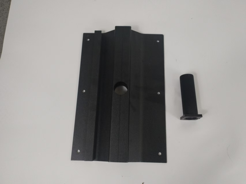 RV pasukamosi iškeliami stalo kojų rinkiniai, išimamas laikiklis saugyklai ir valgomojo stalo laikiklis kemperiui, transporto priemonės modifikavimo priedas (be pritaikymo)