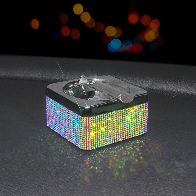 Europos stiliaus prabangus pelenų indelis su deimantų kristalais (Prekės ženklas: Ruijie; Medžiaga: Metalas; Modelis: B000086; Kilmė: Guangzhou)