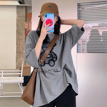 Κουστούμι εγκυμοσύνης για καλοκαίρι με παντελόνια, μανίκια 3/4, μανίκια σε σχήμα πετάλου, cropped παντελόνια, street-style σχεδίαση, βασικό ύφασμα 90-95%