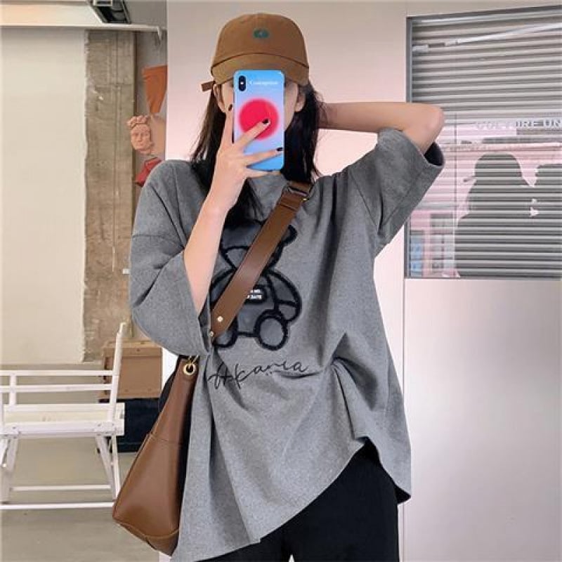 Κουστούμι εγκυμοσύνης για καλοκαίρι με παντελόνια, μανίκια 3/4, μανίκια σε σχήμα πετάλου, cropped παντελόνια, street-style σχεδίαση, βασικό ύφασμα 90-95%