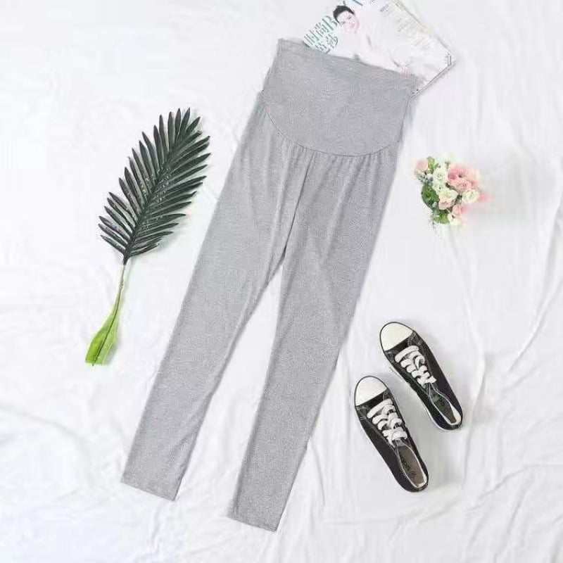 Κουστούμι εγκυμοσύνης για καλοκαίρι με παντελόνια, μανίκια 3/4, μανίκια σε σχήμα πετάλου, cropped παντελόνια, street-style σχεδίαση, βασικό ύφασμα 90-95%