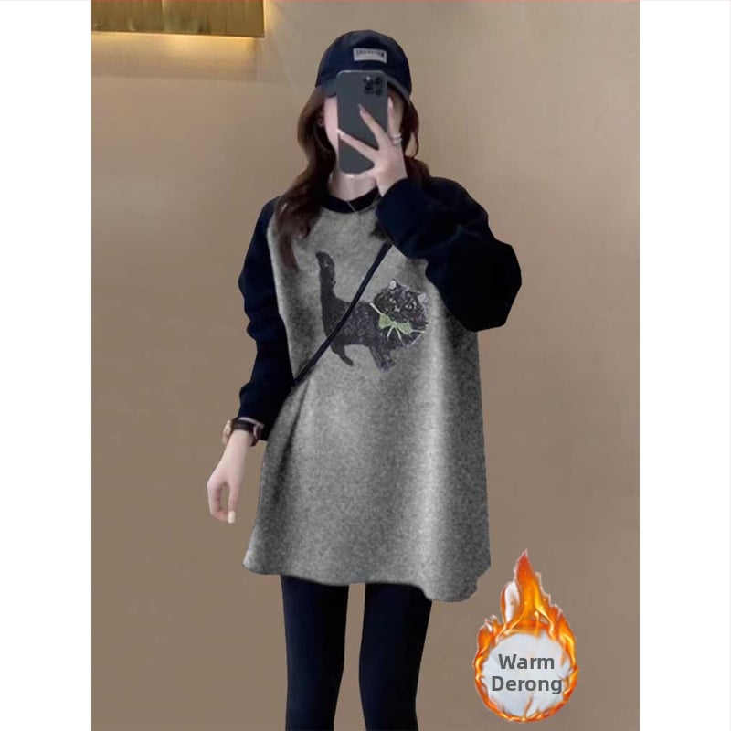 Γυναικείο τοπ βάσης με μέσο μήκος, δύο-τόνο βελούδινο βουρτσισμένο ύφασμα, μακριά μανίκια, στρογγυλή λαιμόκηψη, χαλαρή εφαρμογή, ύφασμα από γούνα κουνελιού, μοτίβο με γράμματα, άνοιξη