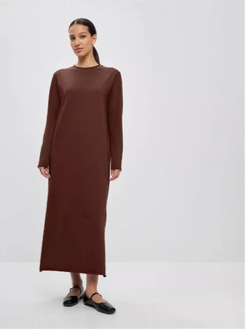 Srednje duljine pleteni haljina s dugim rukavima, okrugli ovratnik, poliester s elastanom, elegantan stil s naramenicama