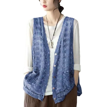 Sieviešu kokvilnas veste ar etno-3D rakstu, V kakla izgriezums, īss garums, pogas vienā rindā