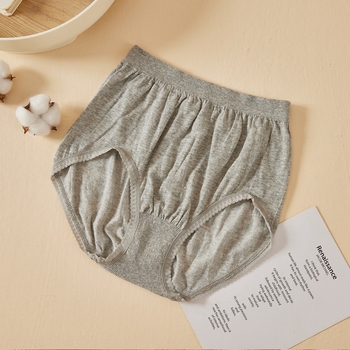 Sieviešu bezšuvju biksītes no combed kokvilnas auduma ar augstu elastību, sēžamvietas pacelšanai, elpojošas