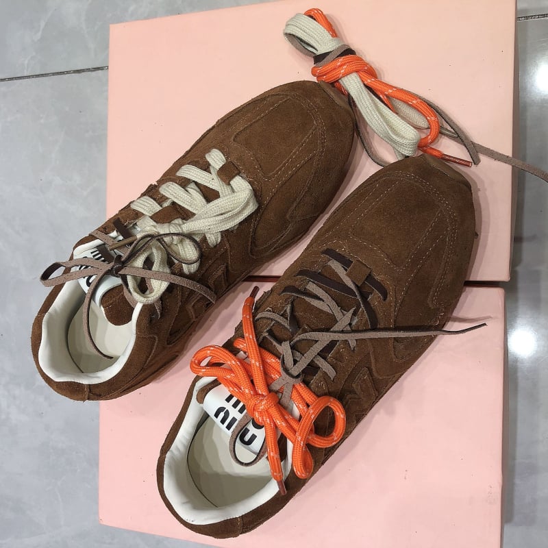 Forrest Gump iedvesotas ādas sporta kurpes, universālas, apaļa purns, gumijas zole, 3–5 cm papēža augstums, priekšējās šņorēm