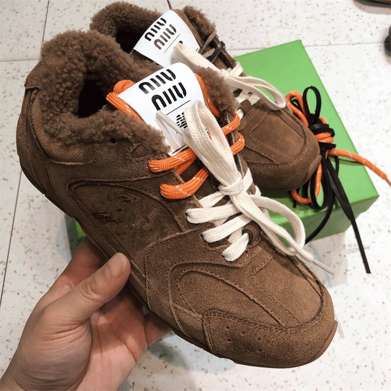 Forrest Gump iedvesotas ādas sporta kurpes, universālas, apaļa purns, gumijas zole, 3–5 cm papēža augstums, priekšējās šņorēm