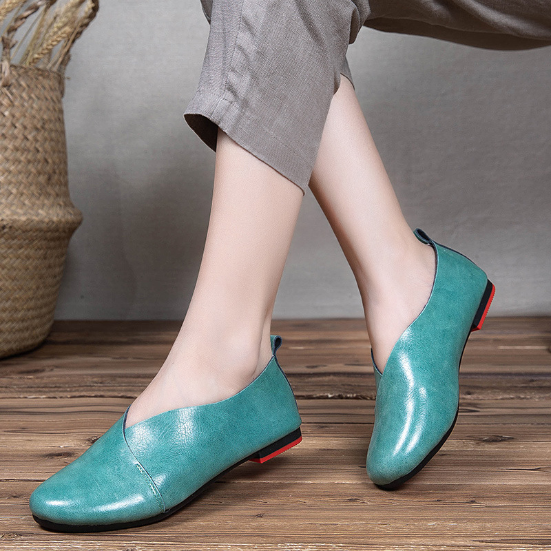 Ženske kožne cipele u retro stilu, gornji dio od dvostruke kože, okrugli vrh, niska potpetica 1-3 cm, gumeni đon, prozračnost