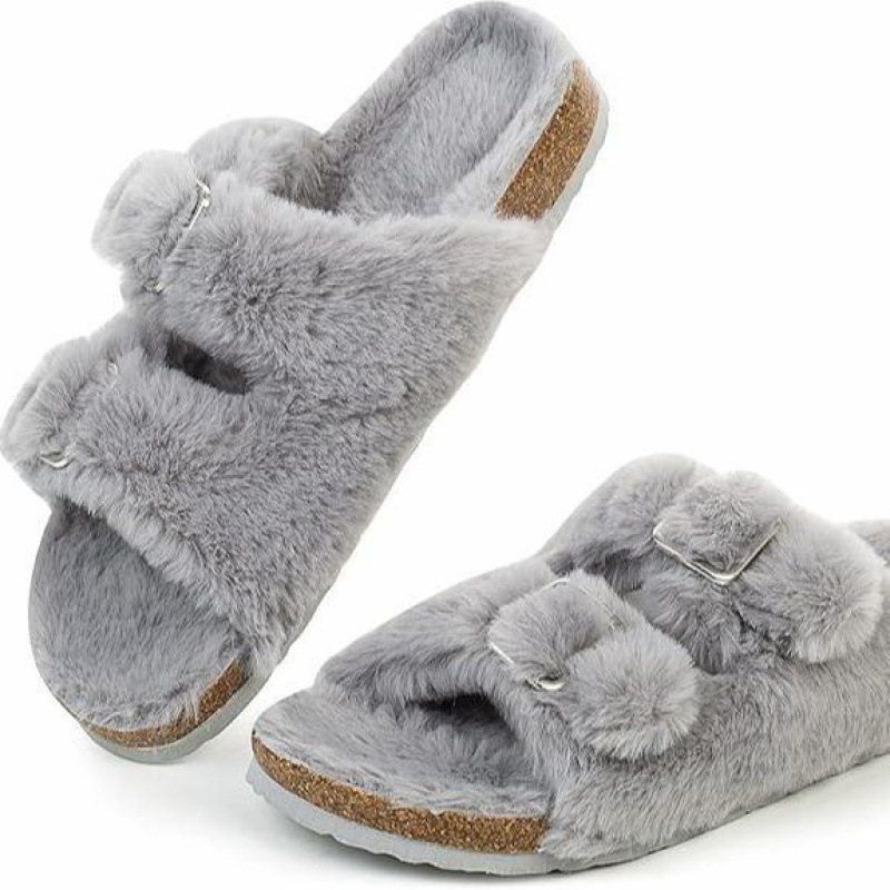 Moters pūkuotos šlepetės rudens–žiemos sezonui — viršus: Shih Tzu; padas: kanapė; pado storis: 0–3 cm; plokščias padas