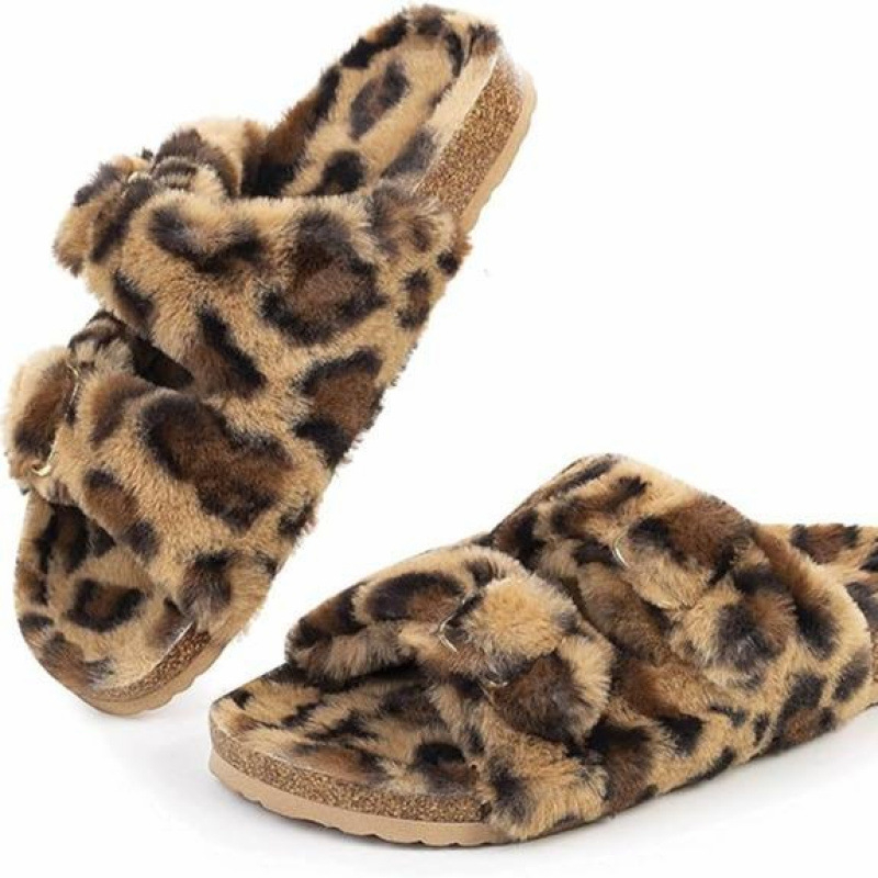 Moters pūkuotos šlepetės rudens–žiemos sezonui — viršus: Shih Tzu; padas: kanapė; pado storis: 0–3 cm; plokščias padas