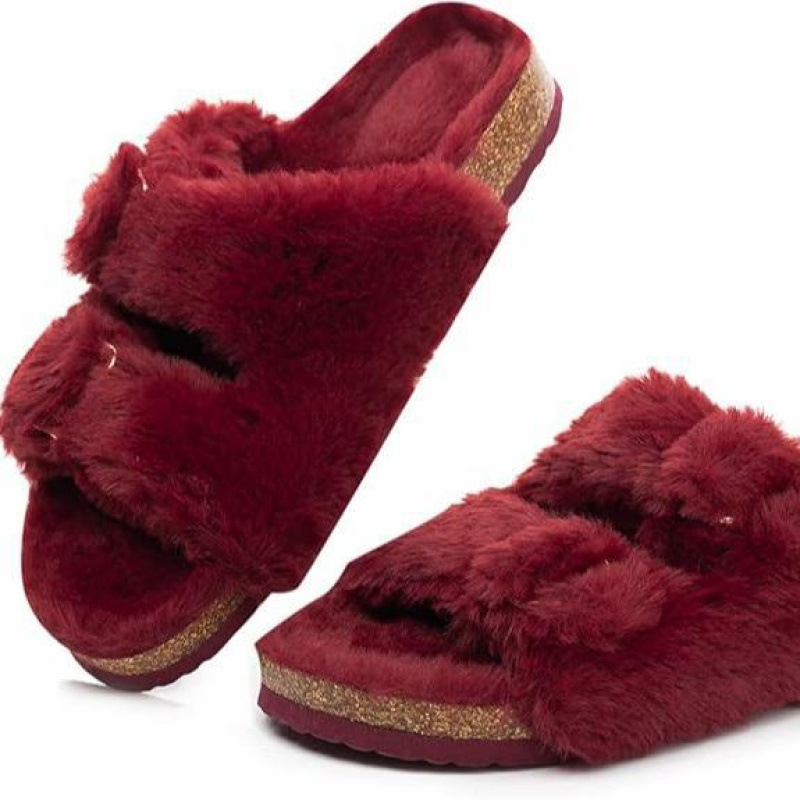 Moters pūkuotos šlepetės rudens–žiemos sezonui — viršus: Shih Tzu; padas: kanapė; pado storis: 0–3 cm; plokščias padas