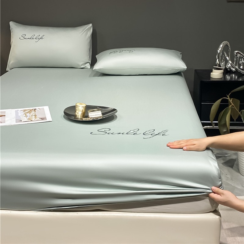 Cuvertură de pat pentru saltea, model simplu, fibră chimică, vopsire reactive, greutate 800–1000 g, procesare personalizabilă, stil modern minimalist