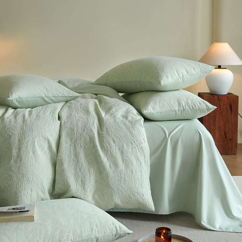 Ice Star négy részes pamut ágynemű garnitúra, jacquard szövés, reaktív nyomtatás, súly 2000–2500 g, növény- és virágminta