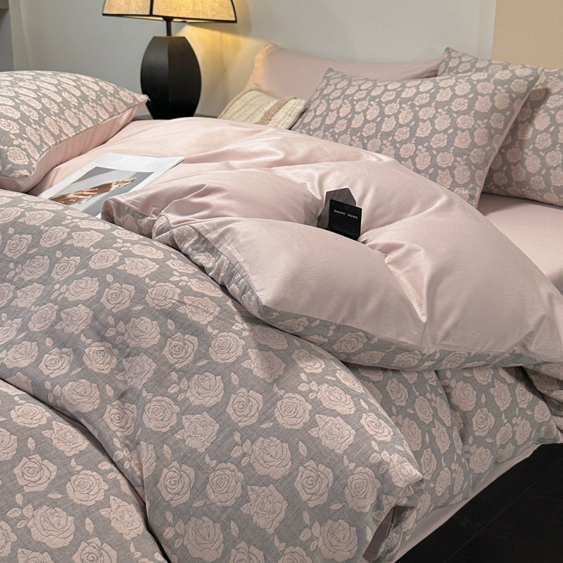 Ice Star négy részes pamut ágynemű garnitúra, jacquard szövés, reaktív nyomtatás, súly 2000–2500 g, növény- és virágminta