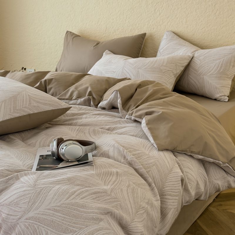 Ice Star négy részes pamut ágynemű garnitúra, jacquard szövés, reaktív nyomtatás, súly 2000–2500 g, növény- és virágminta