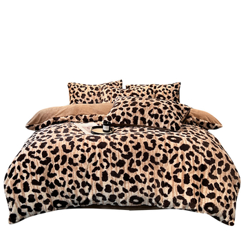 Maillard stil posteljine od četiri dijela, velur Rex zec, mliječni velur i koralni velur, leopard uzorak, nordijski zimski stil