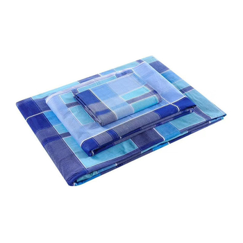 Három darabos kollégiumi ágyneműkészlet 100% pamutból csíkos mintával; reaktív színezésű anyag; Twill, bolyhosított és quiltelt szövés; tartalmaz ágyneműhuzatot, dunyhahuzat és párnahuzatokat