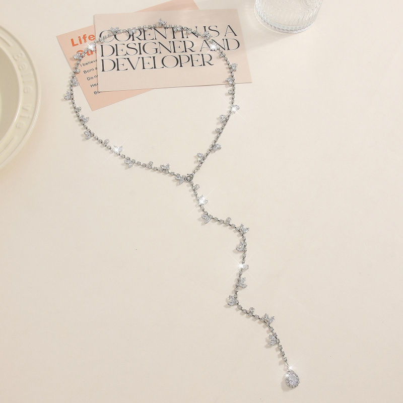 Ķermeņa ķēde ar ūdens pilieniem un baltiem kristāliem, elektroplēšana sakausējuma ieliktnis, muguras ķēde kāzu kleitai