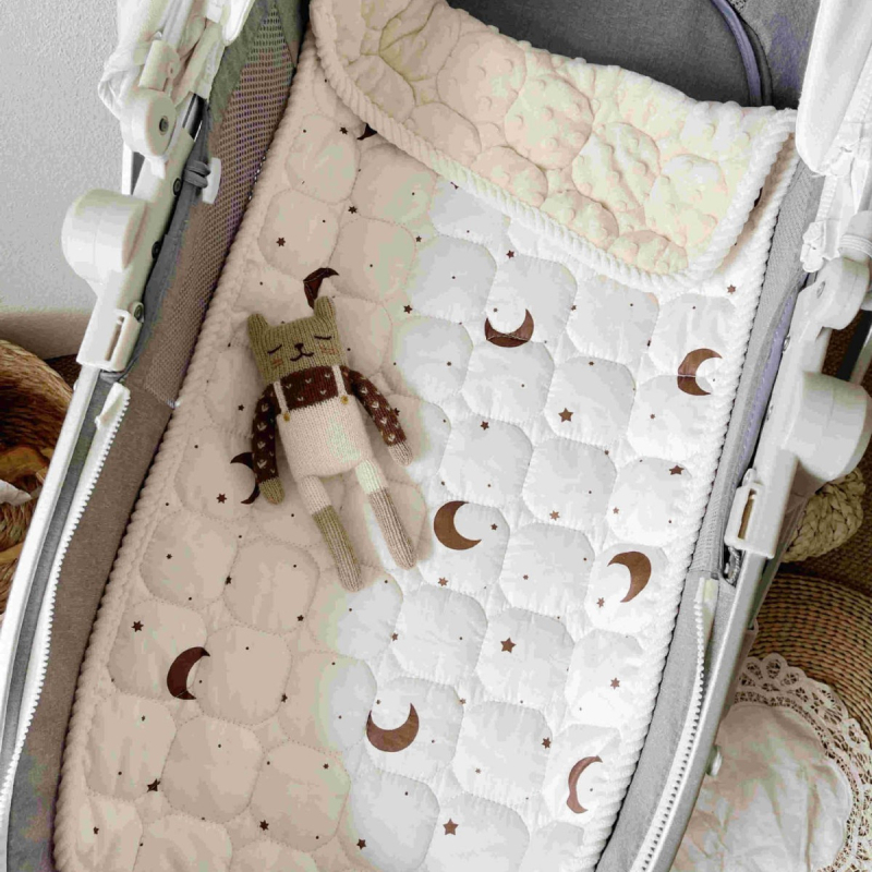 Vankri istmepadi – puuvillane alus beebidele 0–1-aastastele, beebi positsioneerimise padi