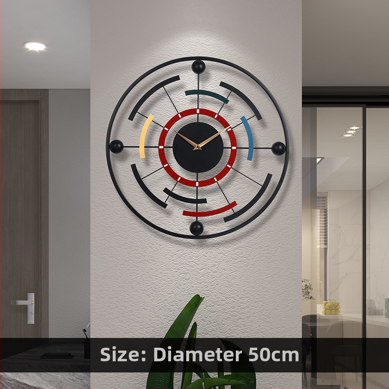 Sienas pulkstenis dzīvojamajai telpai, analogo displejs ar rādītājiem, ar bateriju, Sun movement mehānisms, metāla korpuss, metālisks ciparnīca