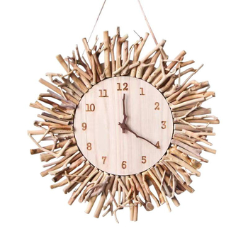 Fali óra, skandináv stílus, kerek fa számlappal, elemes működés, egyoldalas kvarc mechanizmus sima másodpercmutatóval