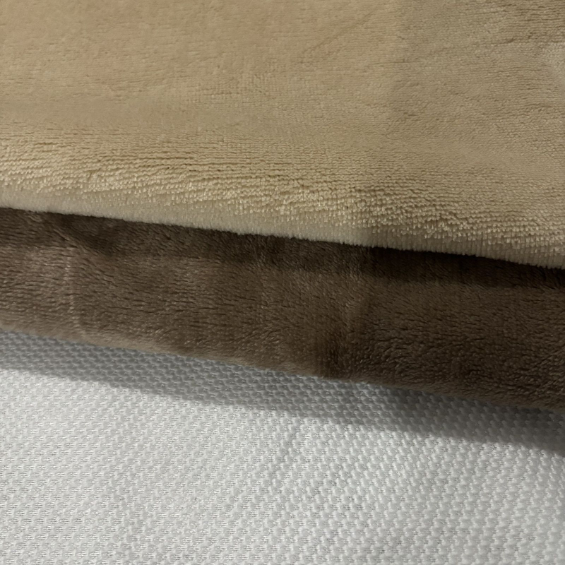 Flaneļa guļamistabas palags ar pildījumu, svītrainais raksts, aušana, reaktīvā krāsošana, visām sezonām