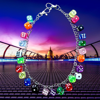 Vidukļa ķēde ar kubveida formu, metāls, spīdīga virsma, hip-hop stils, universāls