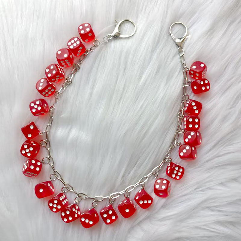 Vidukļa ķēde ar kubveida formu, metāls, spīdīga virsma, hip-hop stils, universāls