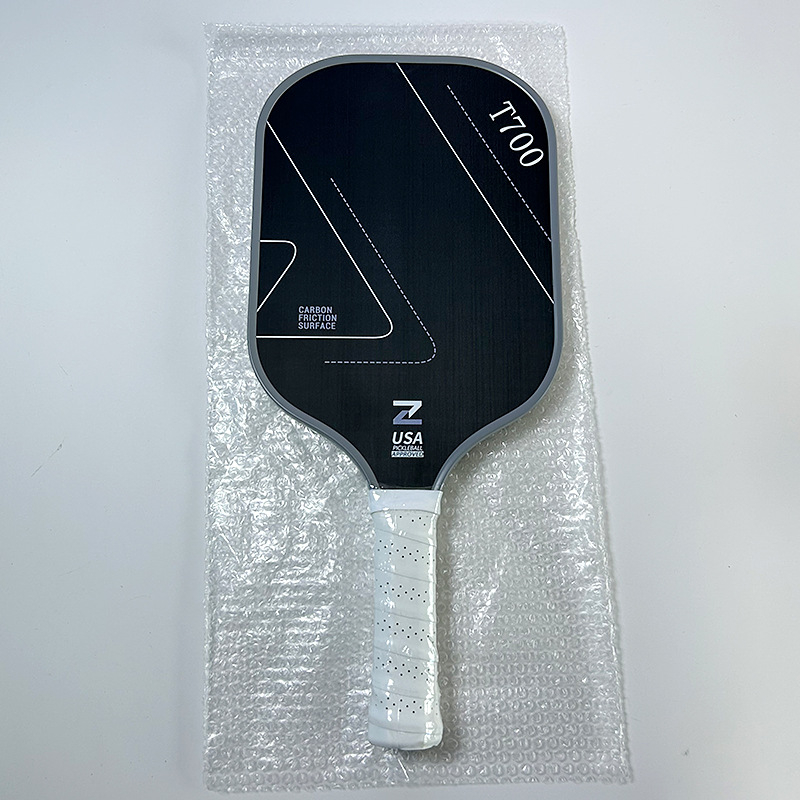 Lidakang szénszálas pickleball ütő, felület T700 textúrájú és matt kivitel, 225 g