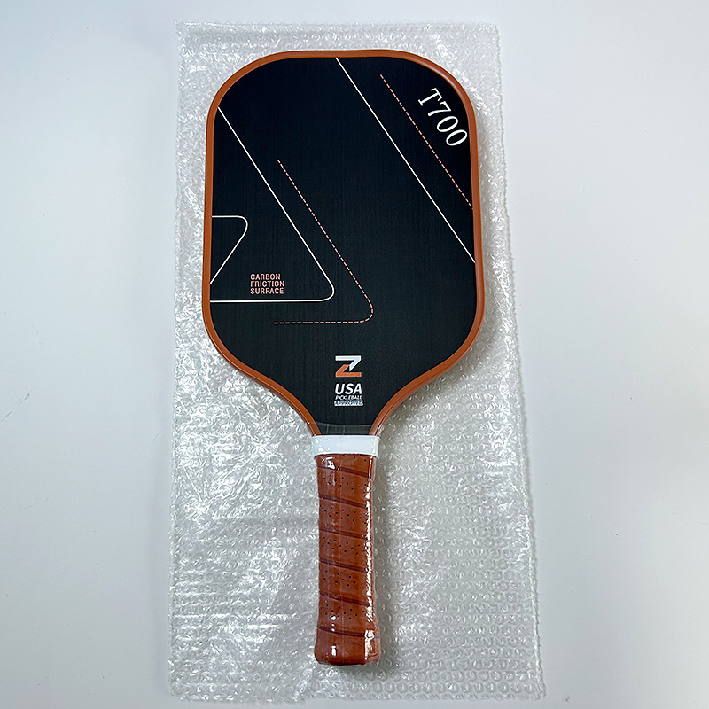 Lidakang szénszálas pickleball ütő, felület T700 textúrájú és matt kivitel, 225 g