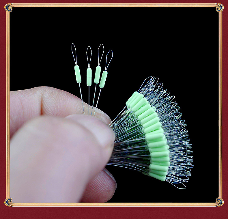 Space beads no silikona, pret mezgumu, uzlaboti, konkurences kvalitāte Black Pit makšķerēšanai