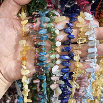 Voľné korálky z prírodného kameňa — tvar kvapky vody, vlčí zub, bočná dierka, s karabínkou