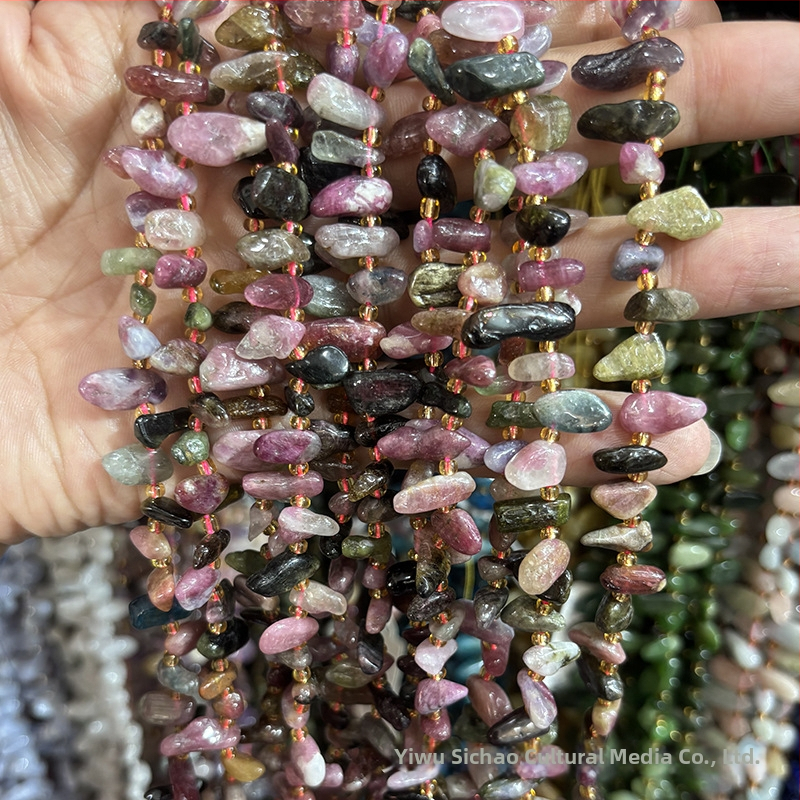 Voľné korálky z prírodného kameňa — tvar kvapky vody, vlčí zub, bočná dierka, s karabínkou