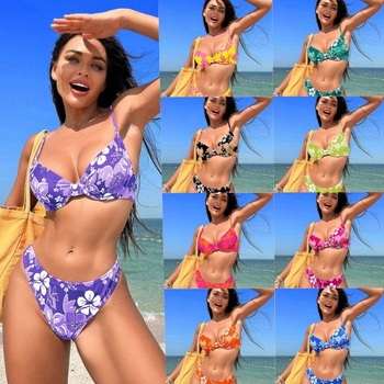 Két részes bikini virágos mintával, szexi hát nélküli designal, merevítővel és párnázott kosárral, poliészter anyagú 220 g/m², bélés poliészter.