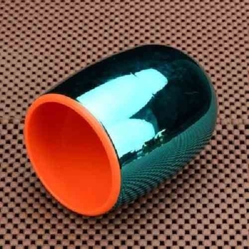 Čaša za kockice – ABS materijal, zaobljene ivice, neobičan oblik