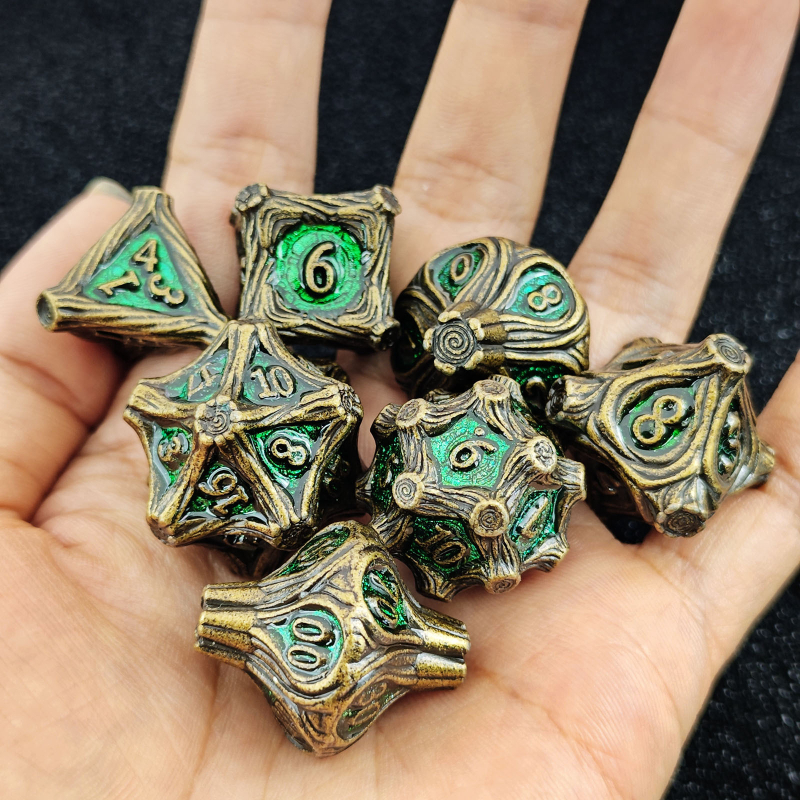 Set kockica Dungeons & Dragons – cinkova legura, 20-strana, zaobljeni kutovi (Težina 172 g; Pakiranje: 50 kom.)