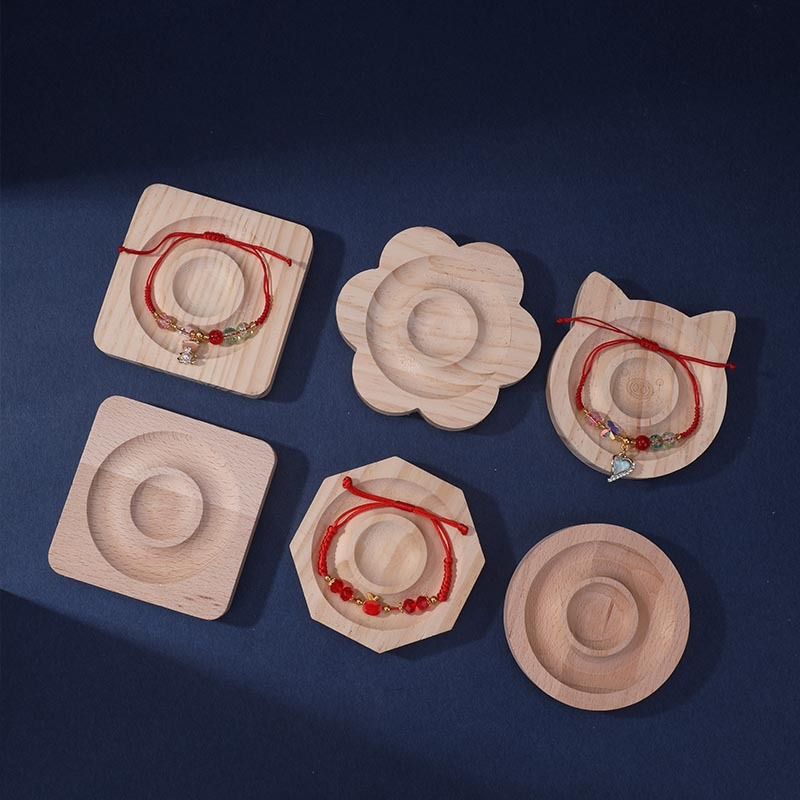 Masīva koka rotaslietu displeja statīvs, pig-cat forma, gravēšana, zīmols Boting