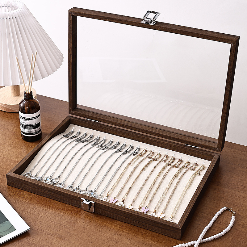 Medinė juvelyrinių dirbinių dėžutė su dangčiu — dulkėms ir drėgmei atspari, stalinis dizainas, vieno aukšto, skirta juvelyrikai