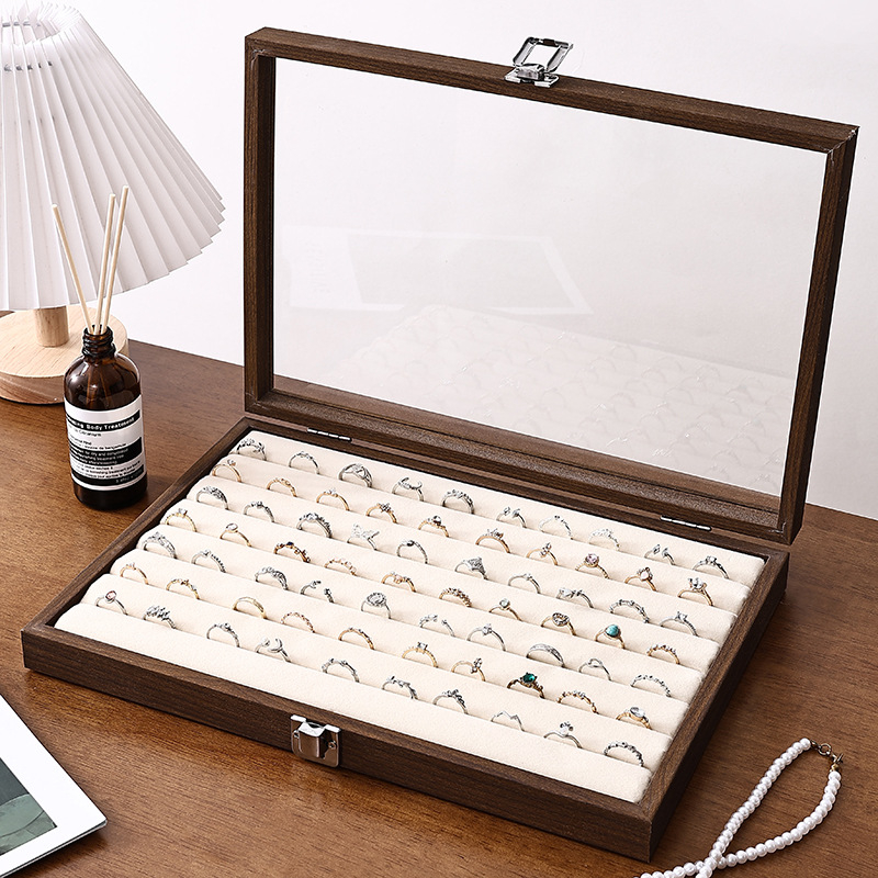 Medinė juvelyrinių dirbinių dėžutė su dangčiu — dulkėms ir drėgmei atspari, stalinis dizainas, vieno aukšto, skirta juvelyrikai