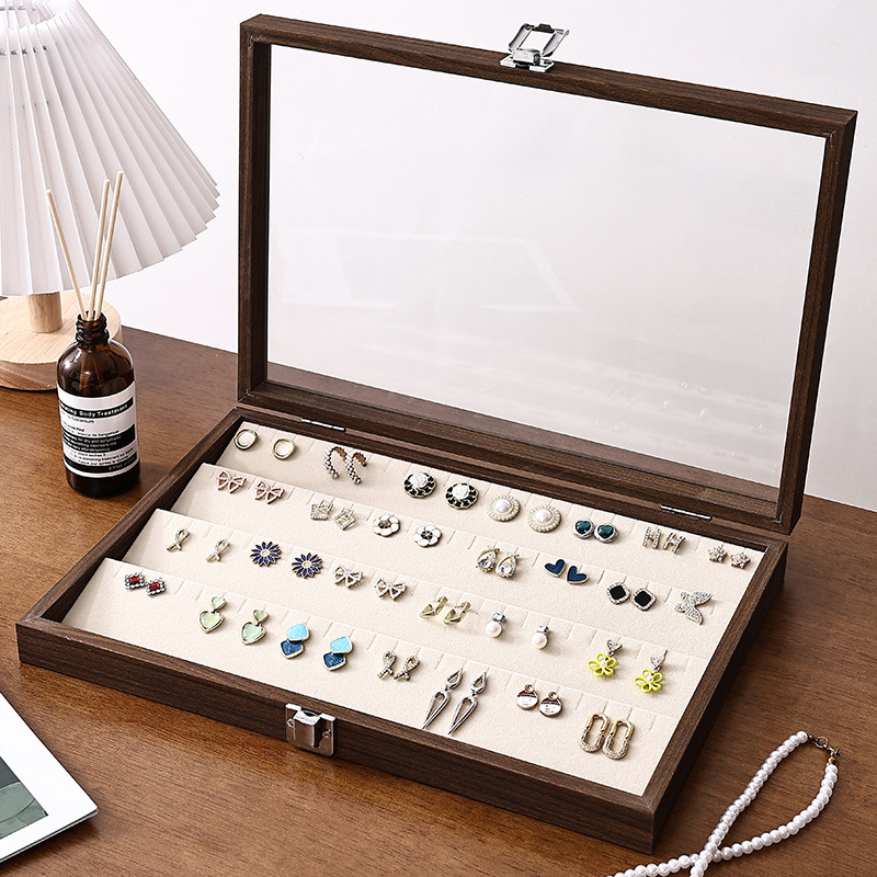 Medinė juvelyrinių dirbinių dėžutė su dangčiu — dulkėms ir drėgmei atspari, stalinis dizainas, vieno aukšto, skirta juvelyrikai