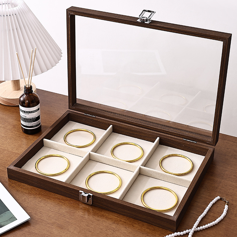 Medinė juvelyrinių dirbinių dėžutė su dangčiu — dulkėms ir drėgmei atspari, stalinis dizainas, vieno aukšto, skirta juvelyrikai