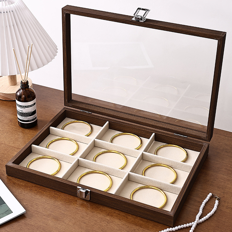 Medinė juvelyrinių dirbinių dėžutė su dangčiu — dulkėms ir drėgmei atspari, stalinis dizainas, vieno aukšto, skirta juvelyrikai