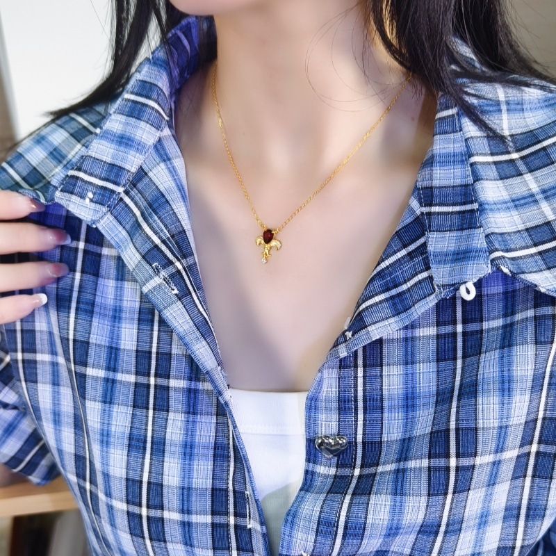 S925 ezüst Iris virág nyaklánc kristály berakással, keresztlánccal, körte alakú kövek